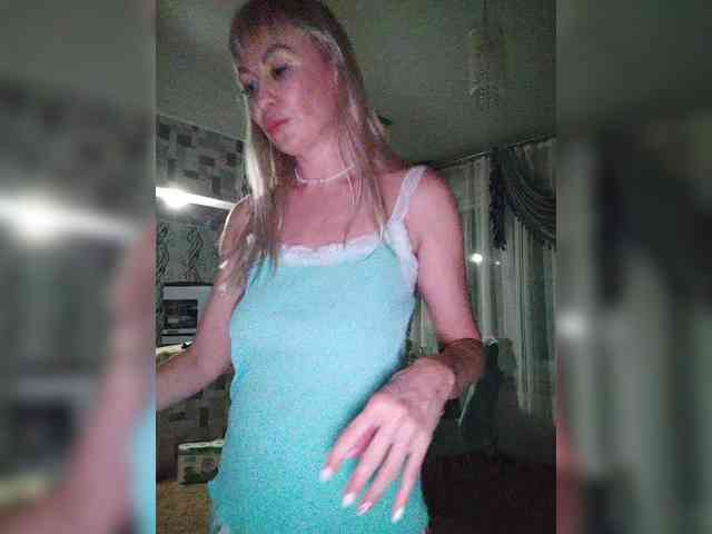 Blondi_Love webcam
