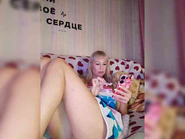 Blondi_Love webcam