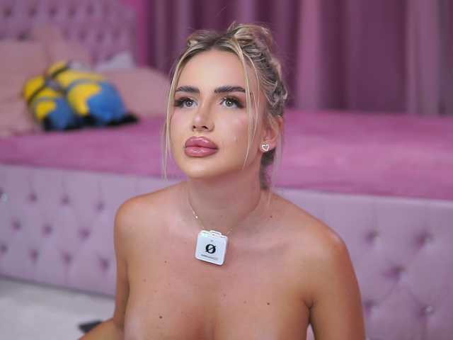 AshleysinnX webcam
