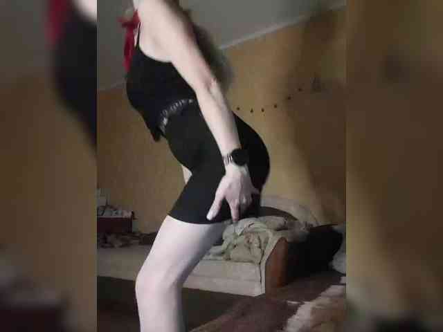Ella-Mary webcam