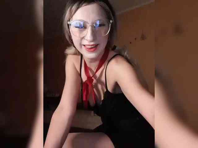 Ella-Mary webcam