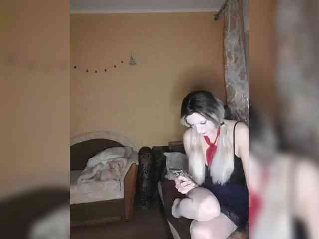 Ella-Mary webcam
