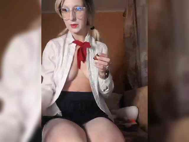 Ella-Mary webcam