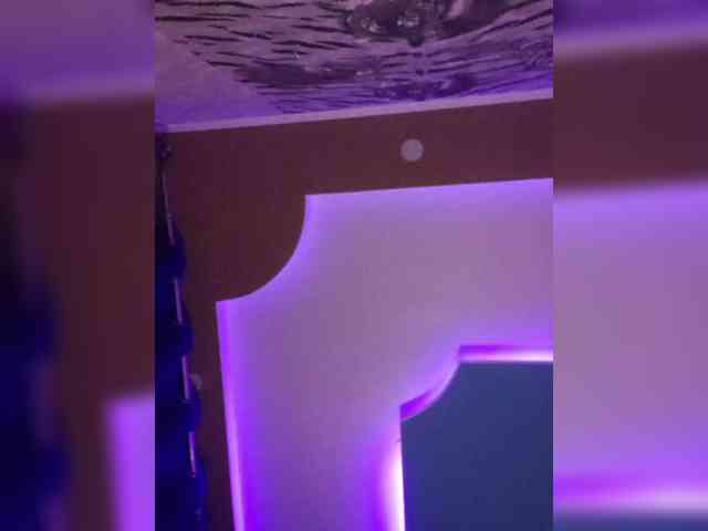 Ella-Mary webcam