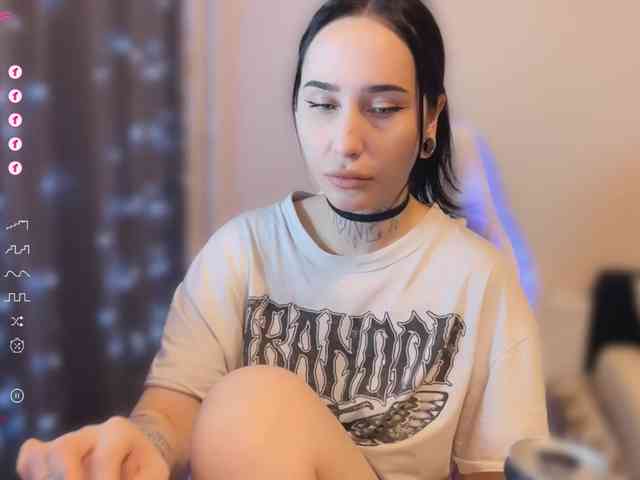 PinkyNastyx webcam