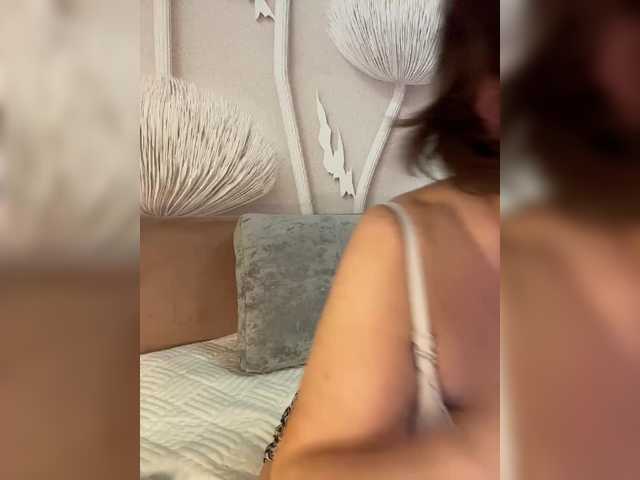 Entra en el chat con el modelo anyuta1212 anyuta1212