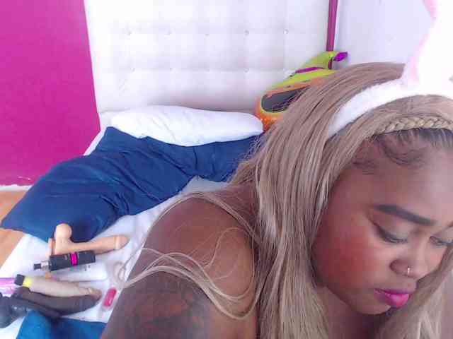 exotic-karmella webcam