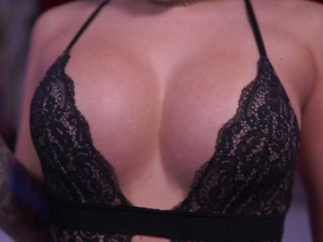 Entrez le videochat erotique avec le
modèle NatyDesiree NatyDesiree