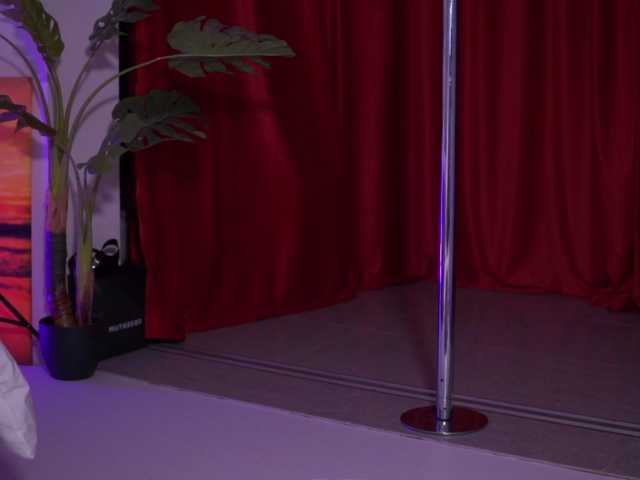 Entra en el chat con el modelo NatyDesiree NatyDesiree