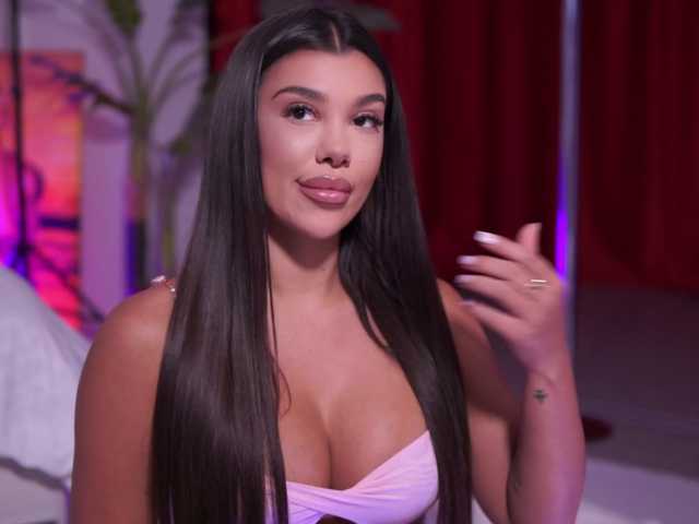 Entra en el chat con el modelo NatyDesiree NatyDesiree