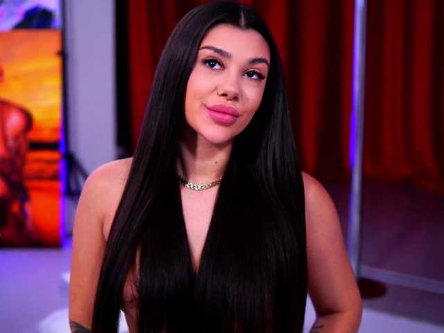 Gratis Live Sexcam mit NatyDesiree NatyDesiree