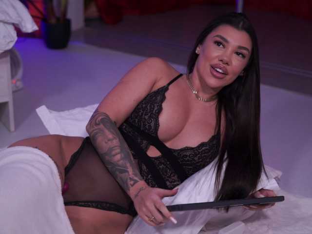 Entra en el chat con el modelo NatyDesiree NatyDesiree