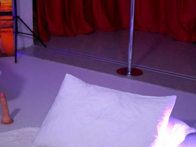 Idź na czacie NatyDesiree NatyDesiree