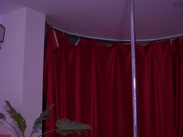 Gratis Live Sexcam mit NatyDesiree NatyDesiree