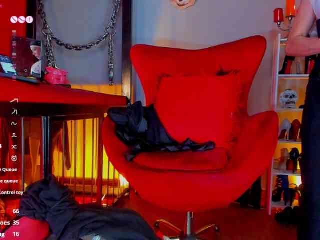 MistressAndre webcam