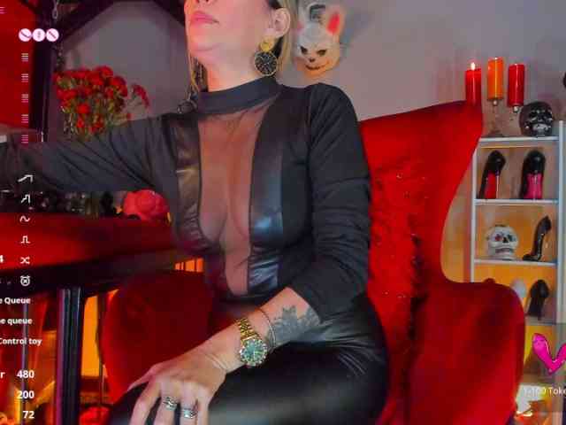 MistressAndre webcam