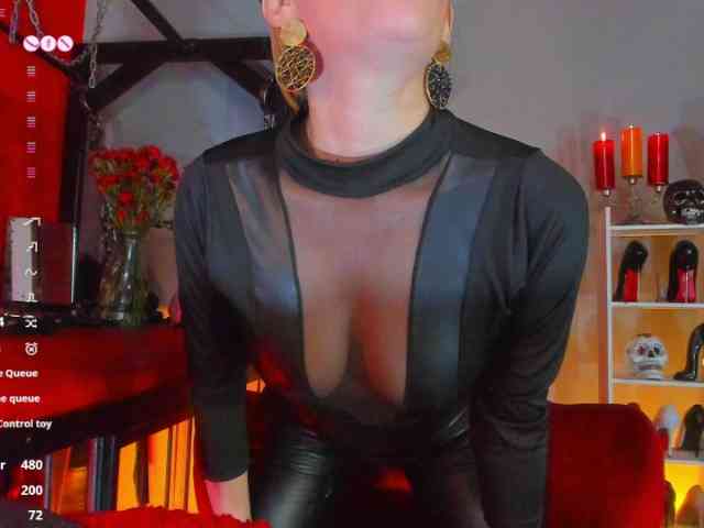 MistressAndre webcam