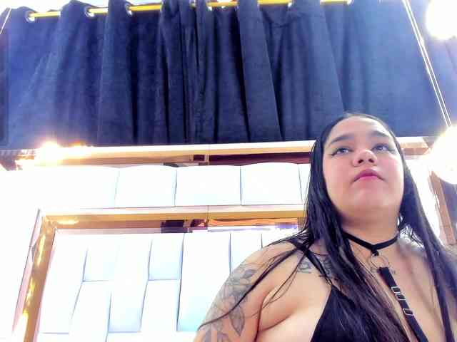 RileySweet webcam
