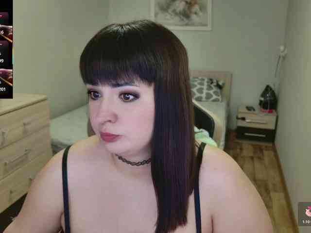 Alina-Milf webcam