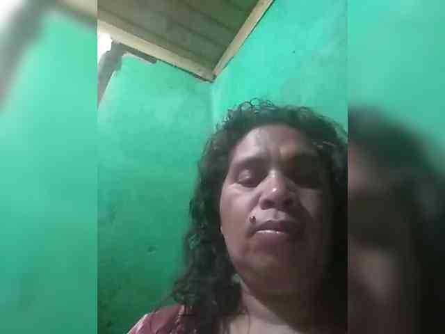 Ladysexyboobs webcam