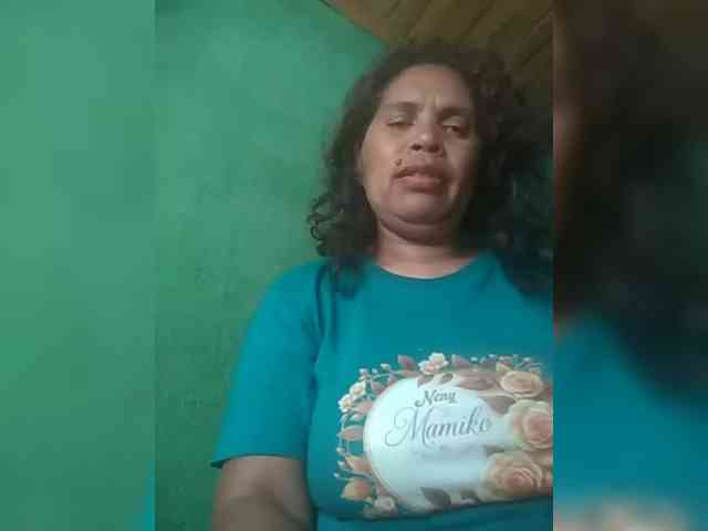 Ladysexyboobs webcam