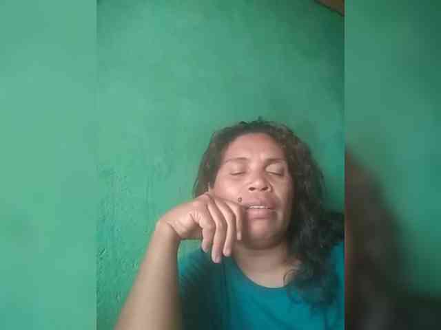 Ladysexyboobs webcam