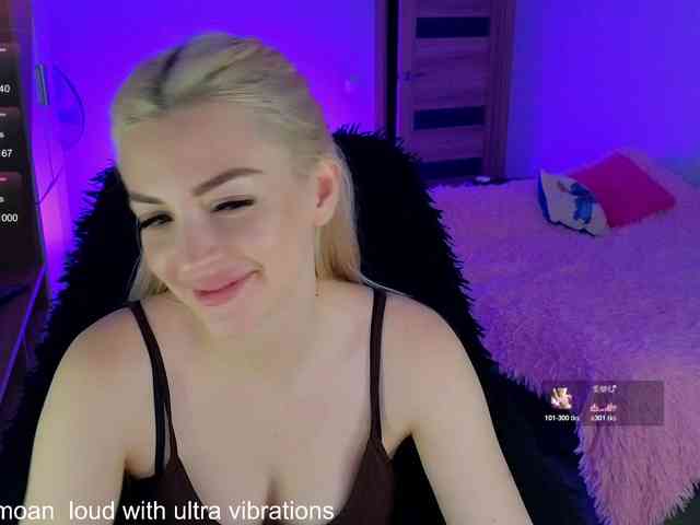 MilanaOmgReal webcam