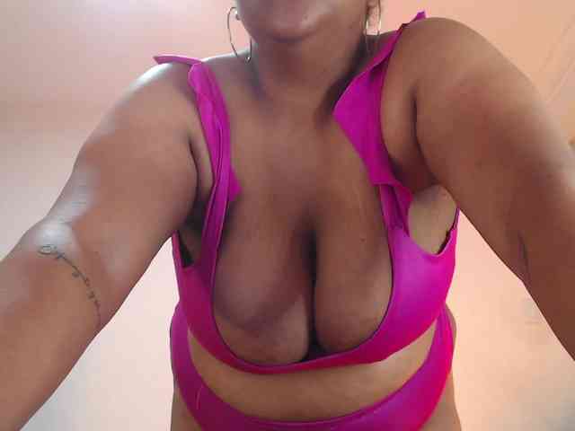 BiancaFollerach webcam