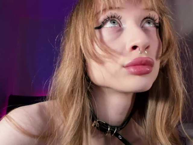 Gratis Live Sexcam mit mnepohuyy mnepohuyy