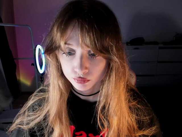 mnepohuyy webcam