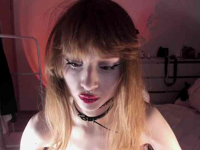 mnepohuyy webcam