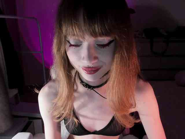 mnepohuyy webcam