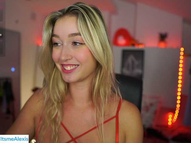 AlexisTexas18 webcam