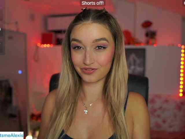 AlexisTexas18 webcam