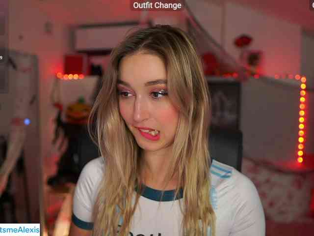 AlexisTexas18 webcam