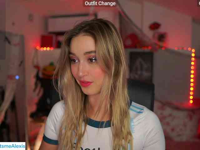 AlexisTexas18 webcam
