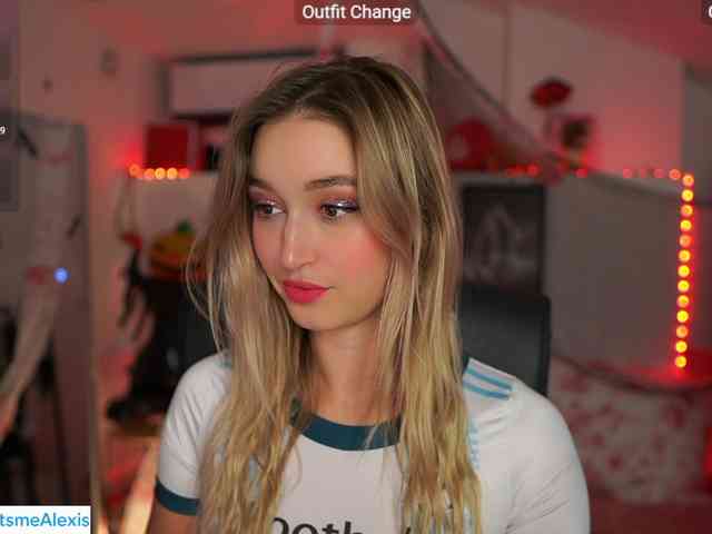 AlexisTexas18 webcam