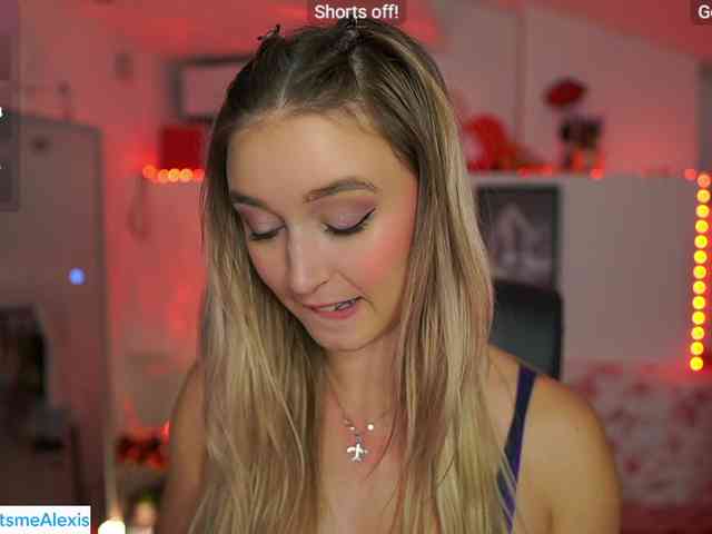 AlexisTexas18 webcam