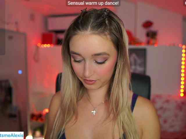 AlexisTexas18 webcam