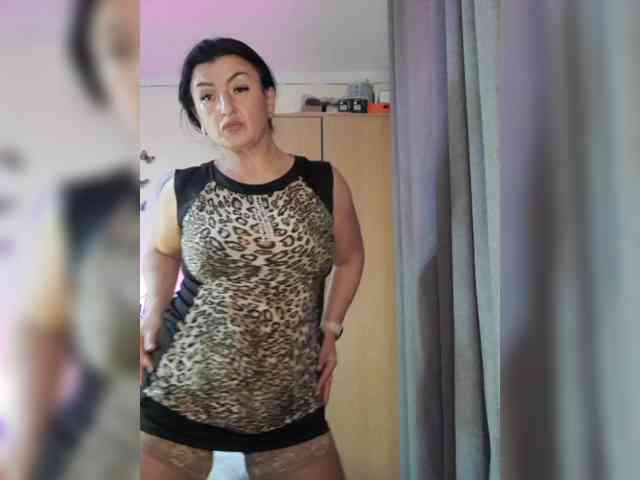 Hotangel75 webcam