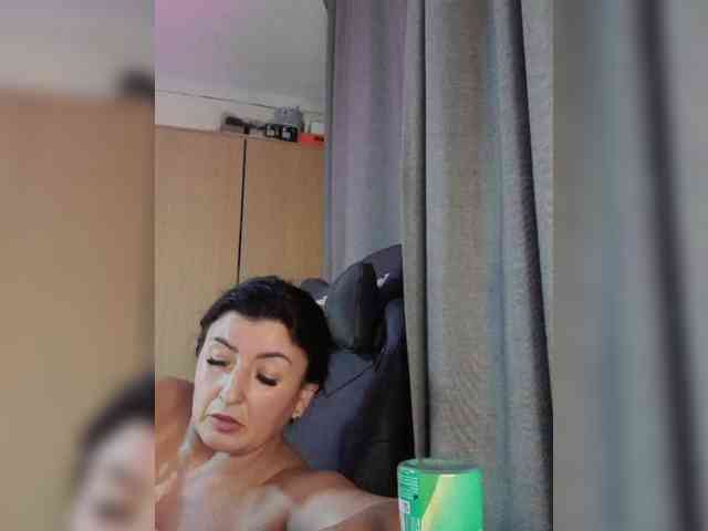 Hotangel75 webcam