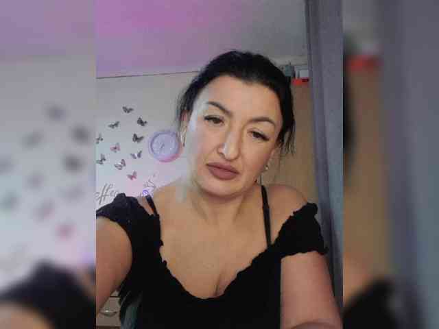 Hotangel75 webcam