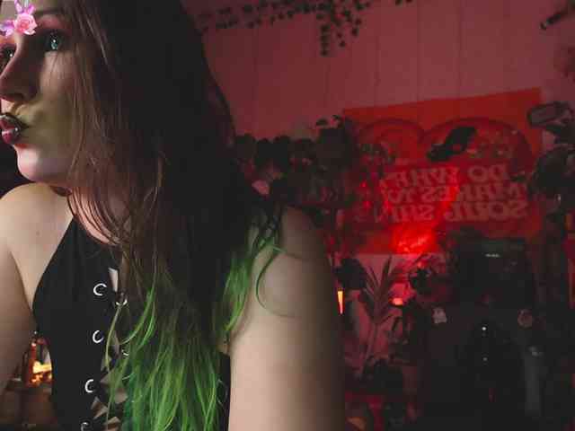 InkButtercup webcam