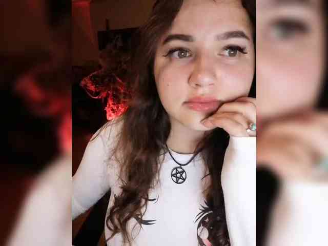 JuliaHesperaks webcam