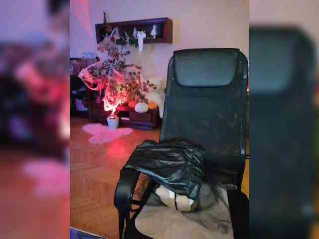 JuliaHesperaks webcam