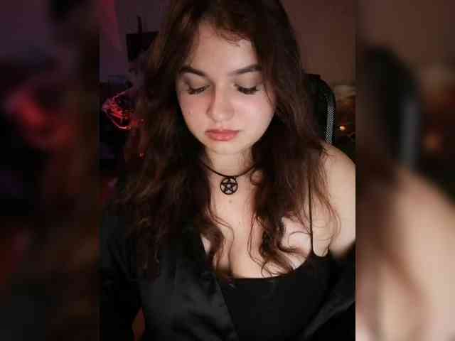 JuliaHesperaks webcam