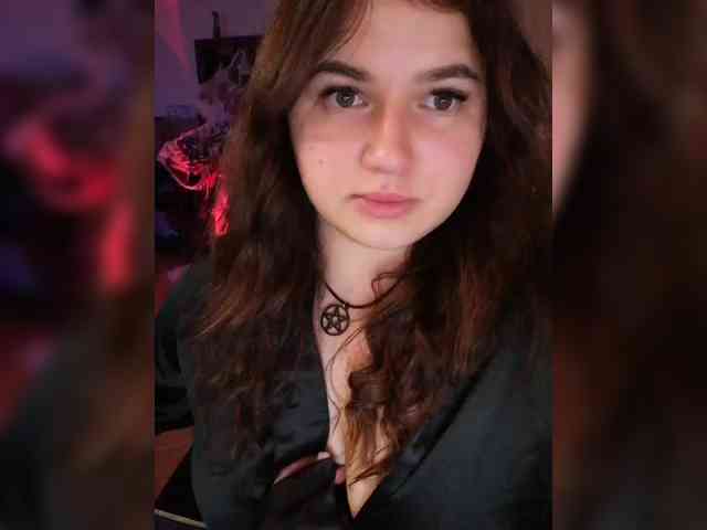 JuliaHesperaks webcam