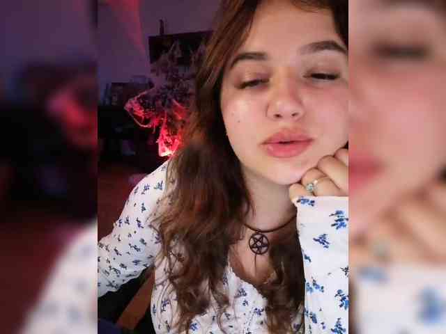 JuliaHesperaks webcam