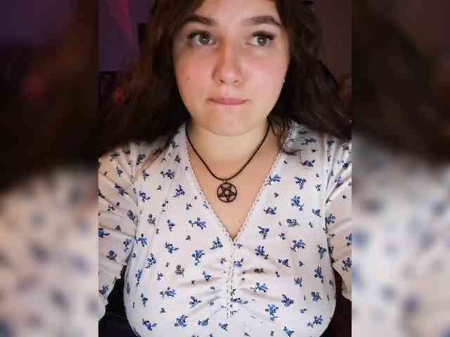 JuliaHesperaks webcam