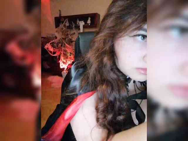 JuliaHesperaks webcam